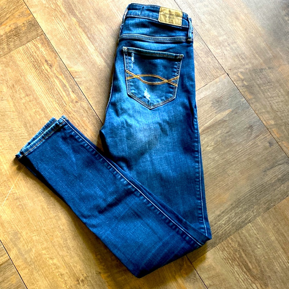 Women Abercrombie Jeans